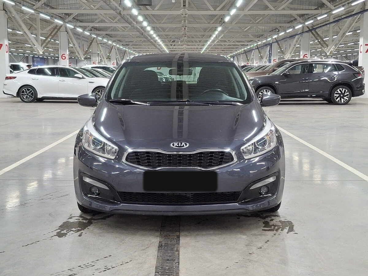 Купить Kia Ceed, 2018, 181 461 км.. Фото: #1