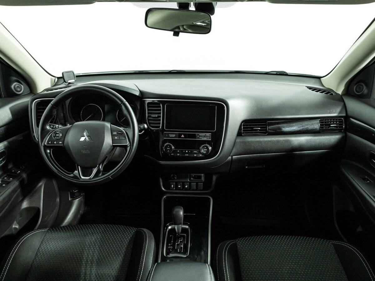 Купить Mitsubishi Outlander, 2018, 63 107 км.. Фото: #10