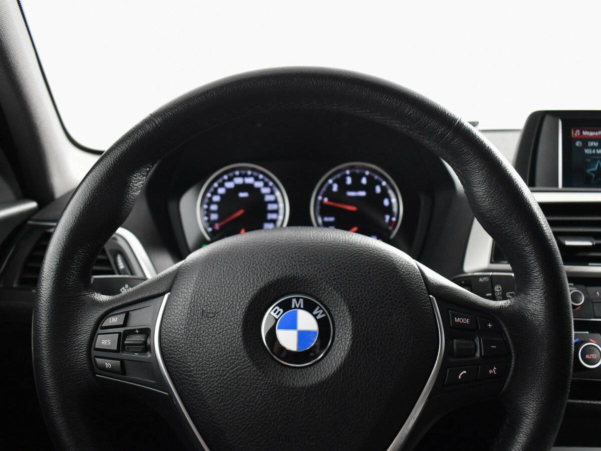 Купить BMW 1 серии, 2017, 64 080 км.. Фото: #13