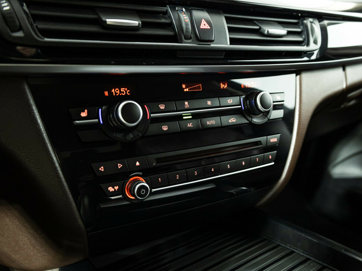 Купить BMW X5, 2015, 219 015 км.. Фото: #18