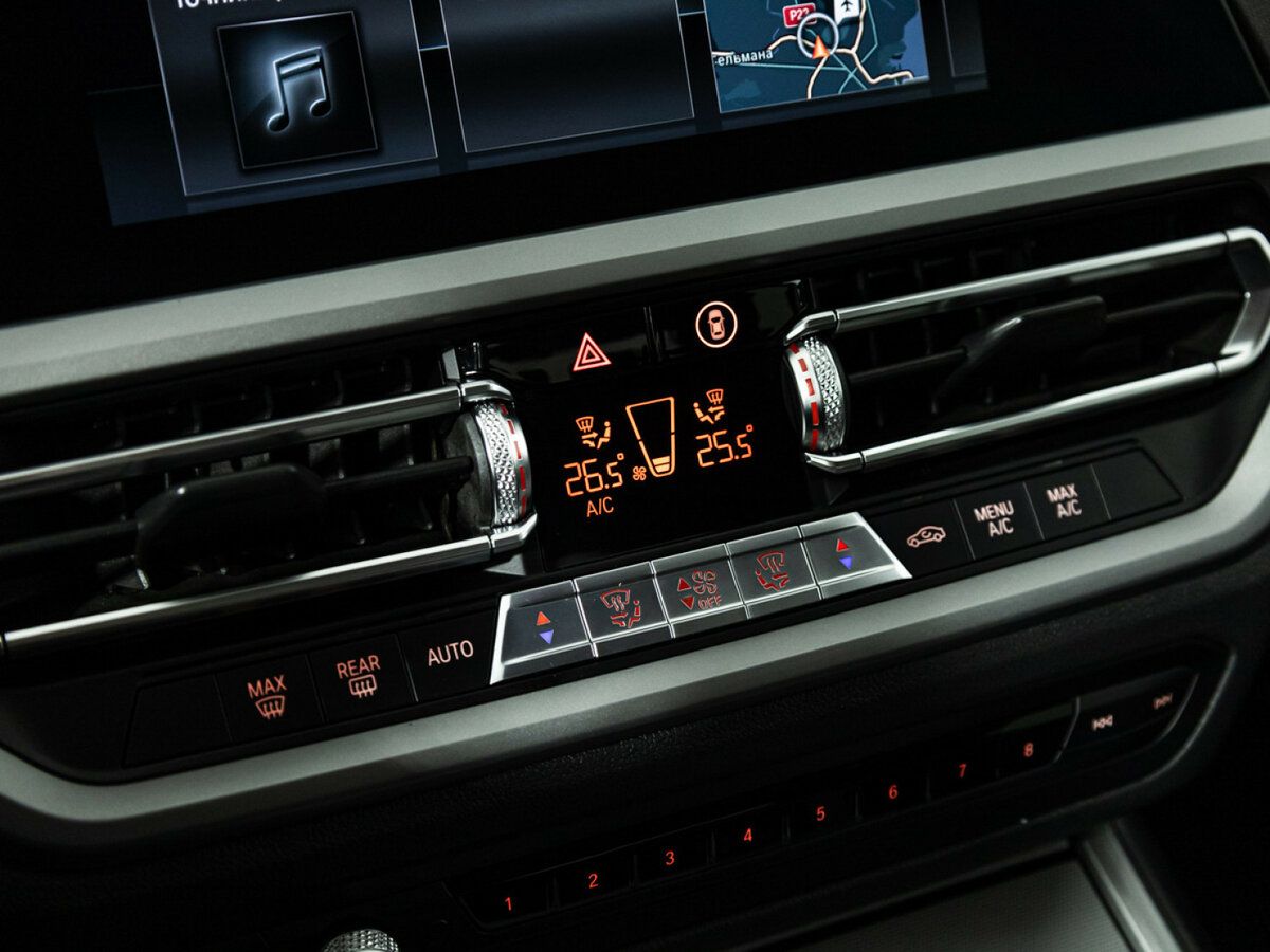 Купить BMW 3 серии, 2019, 105 575 км.. Фото: #14