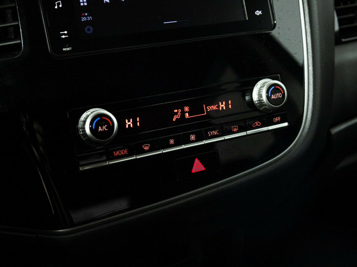 Купить Митсубиши Оутлэндер, 2020, 98 696 км.. Фото: #13