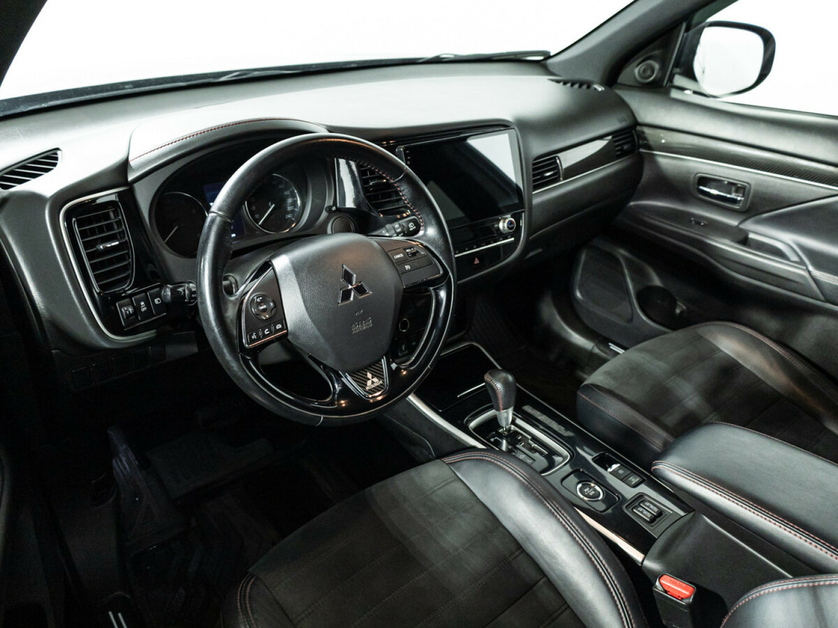 Купить Mitsubishi Outlander, 2020, 201 777 км.. Фото: #10