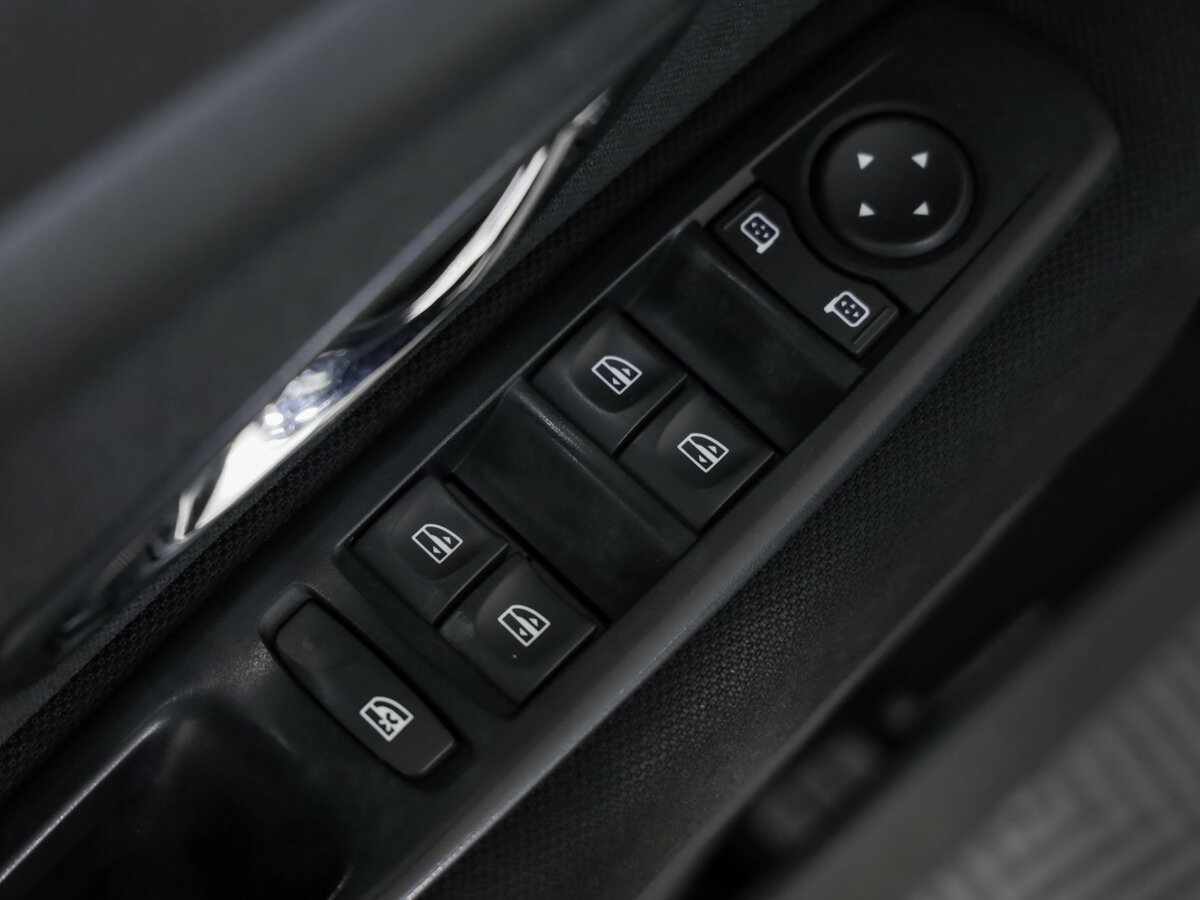 Купить Renault Fluence, 2014, 207 309 км.. Фото: #16