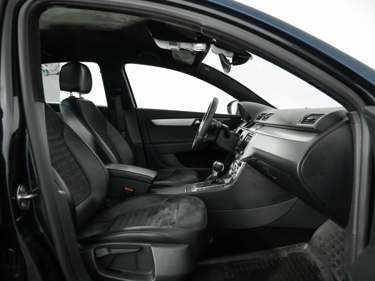 Купить Volkswagen Passat, 2014, 125 463 км.. Фото: #28
