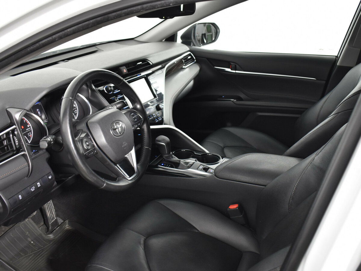 Купить Toyota Camry, 2020, 190 530 км.. Фото: #6