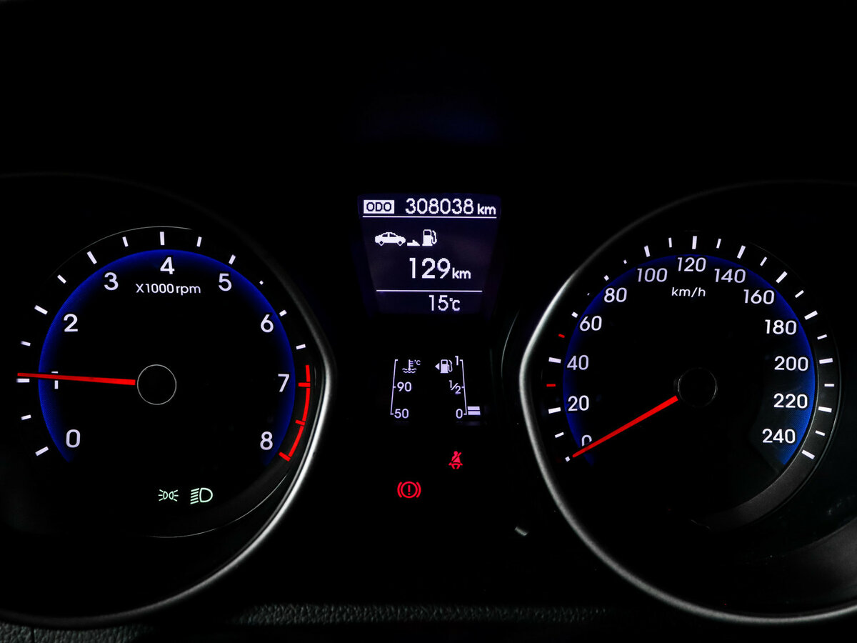 Купить Hyundai i30, 2012, 308 036 км.. Фото: #7