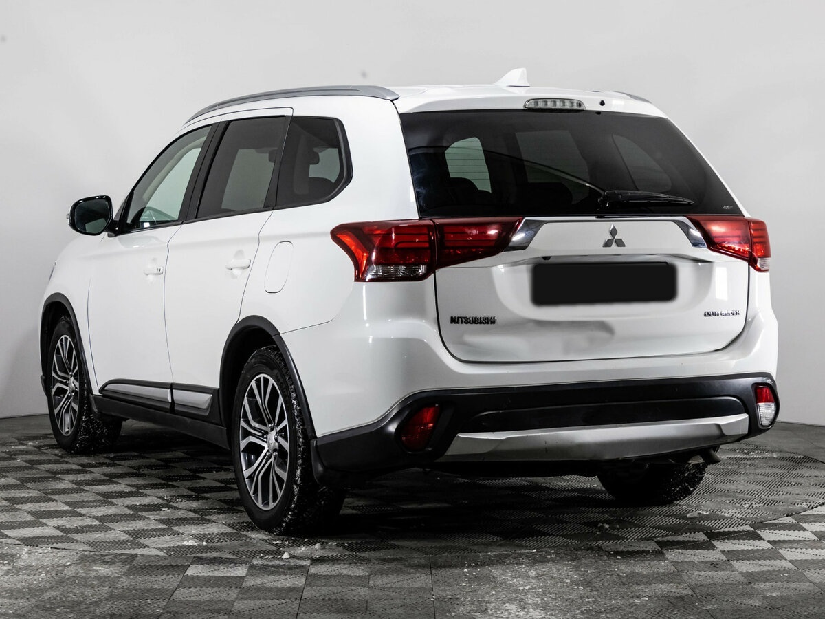 Купить Mitsubishi Outlander, 2017, 182 145 км.. Фото: #5