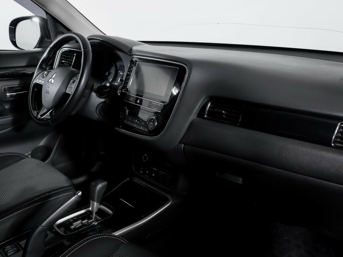 Купить Mitsubishi Outlander, 2019, 128 765 км.. Фото: #8