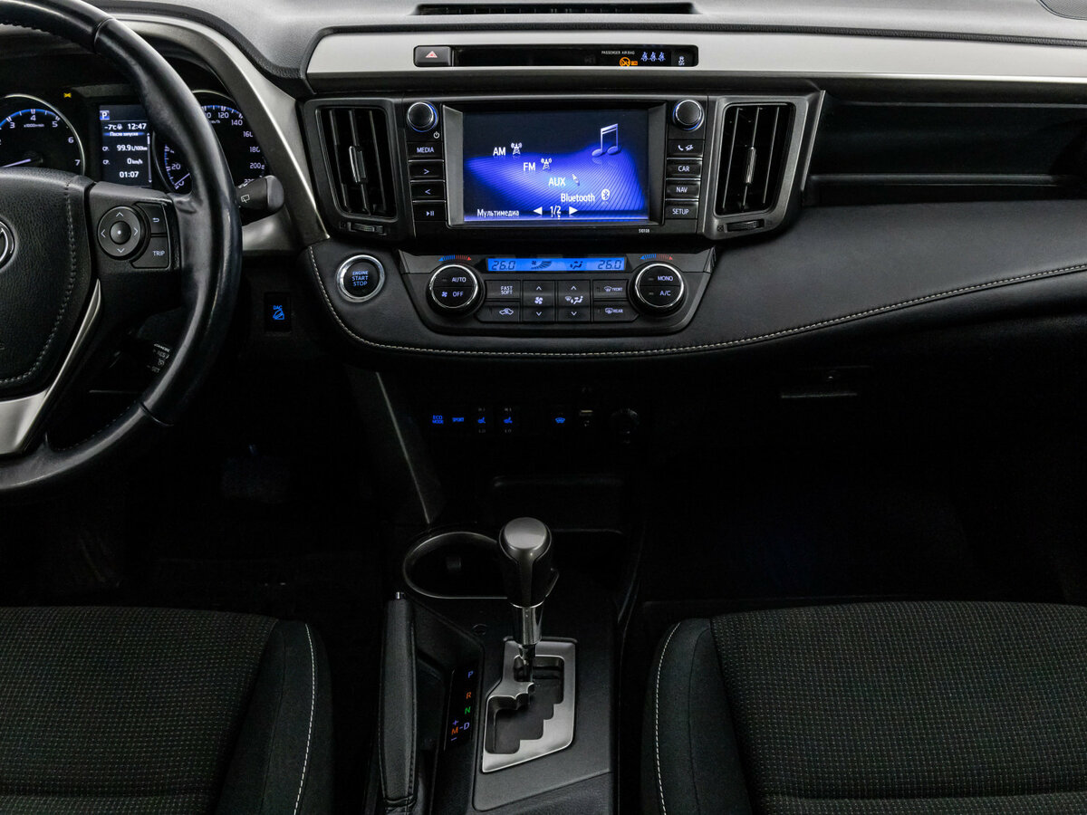 Купить Toyota RAV4, 2018, 207 449 км.. Фото: #10